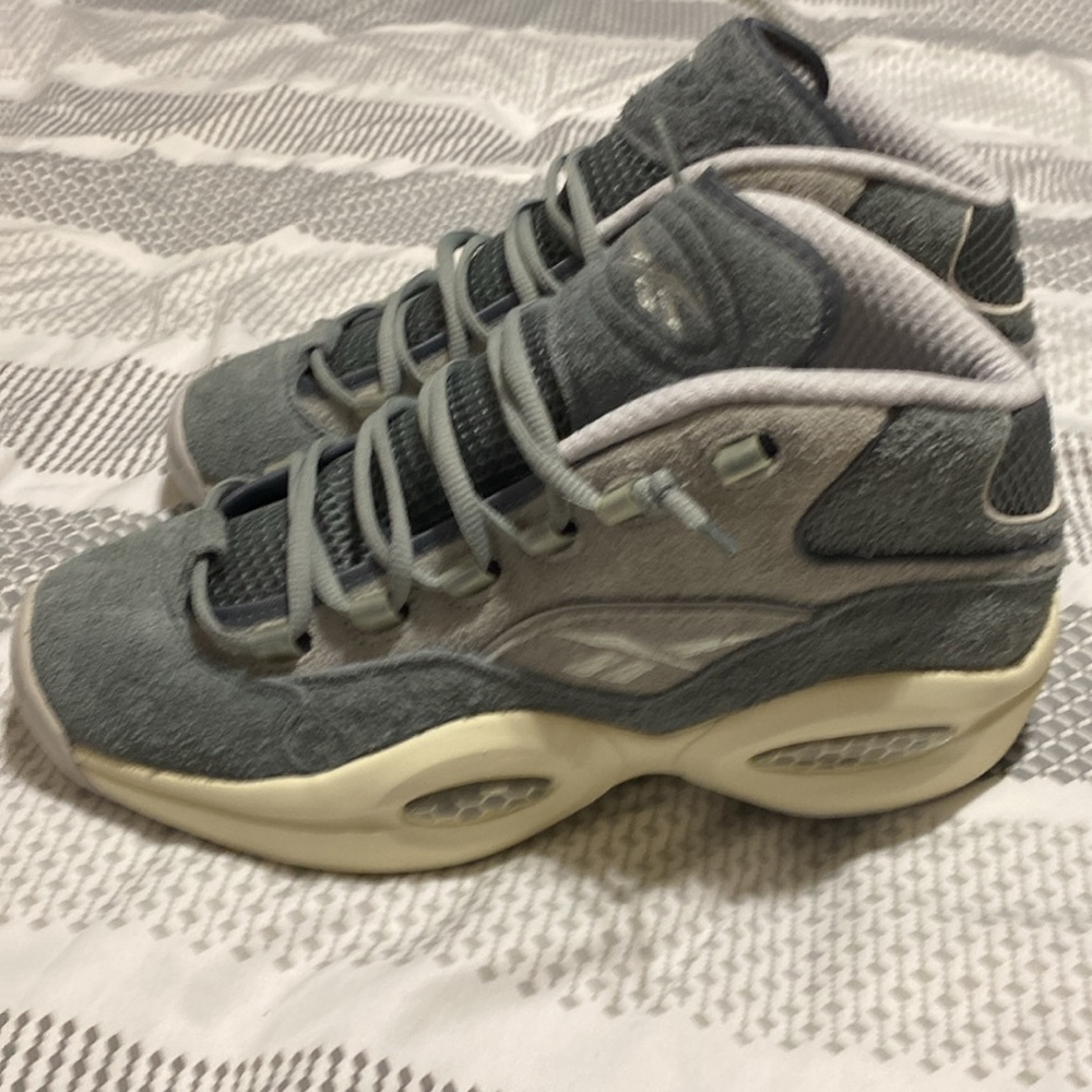 REEBOK - Picture 3 of 8